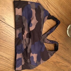 Athleta Ultimate Printed Bra